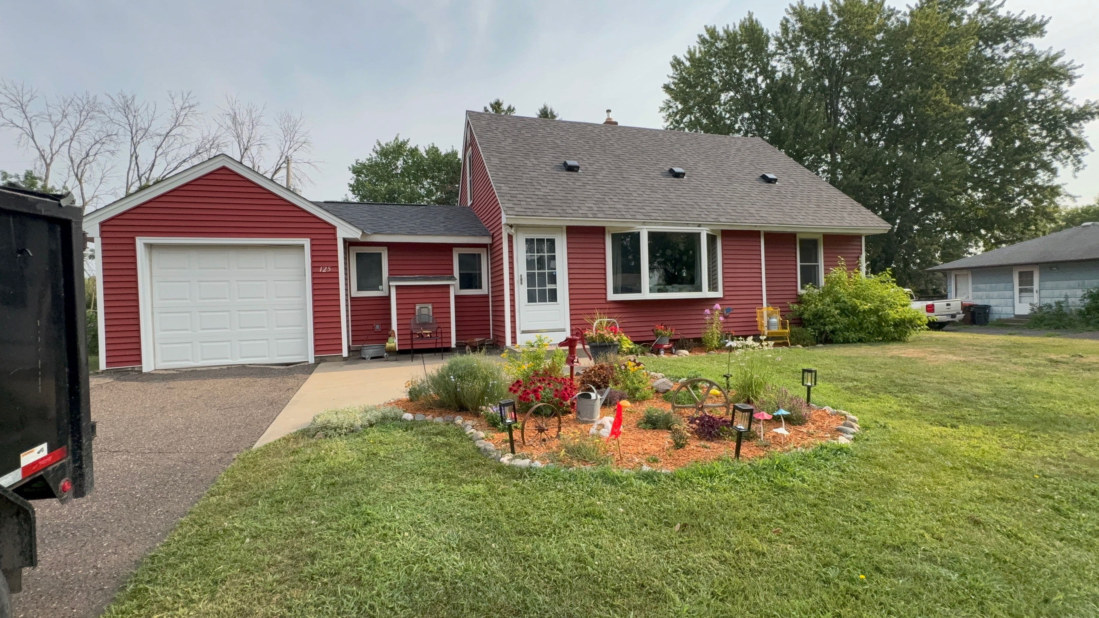 Project Owens Corning Duration Shingles in Williamsburg Gray - Full Roof Replacement image