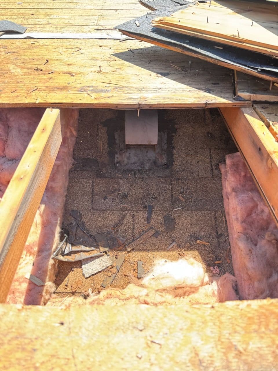 Gallery photos for Why a 3-Year-Old Roof in Dellwood Had Major Ice Dams: Image #1